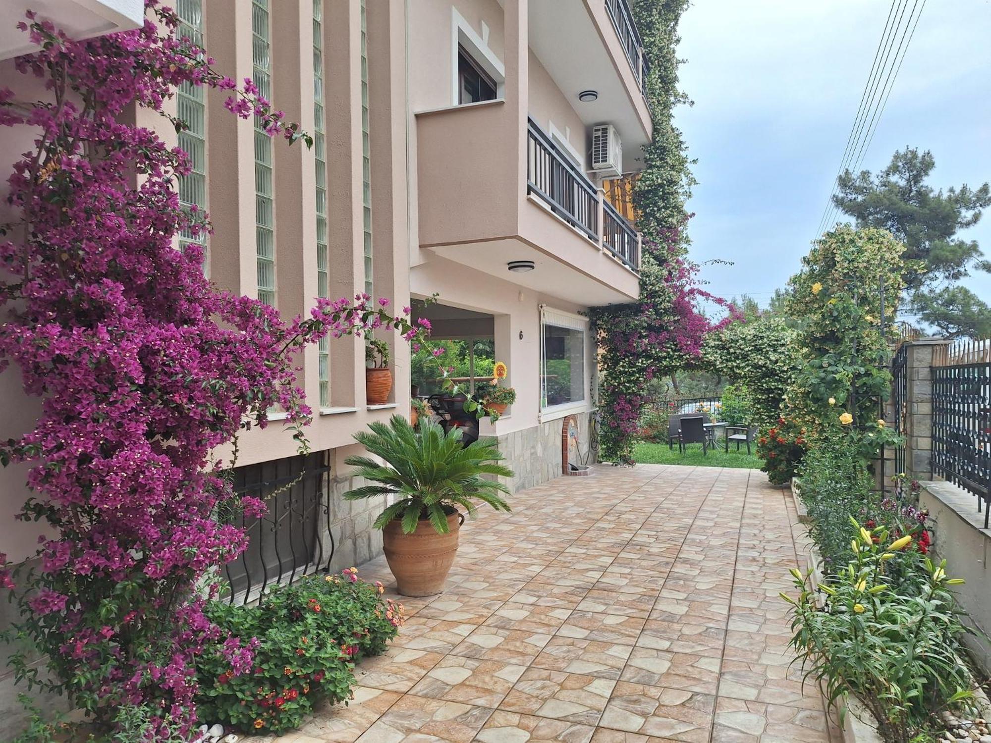 Kouros Studios Kavála Exterior photo